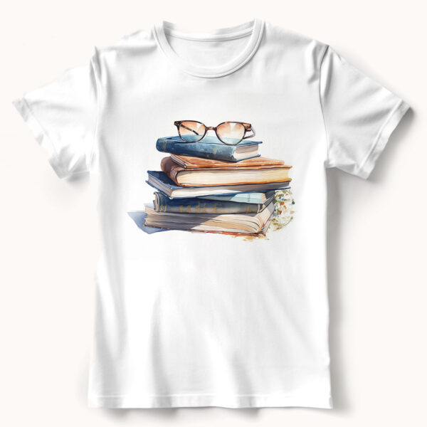Лятна тениска с книги за плажа Тениска с купчина книги и очила