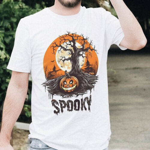 Тениска за Хелоуин с дърво пред луната и надпис Spooky, бял органичен памук