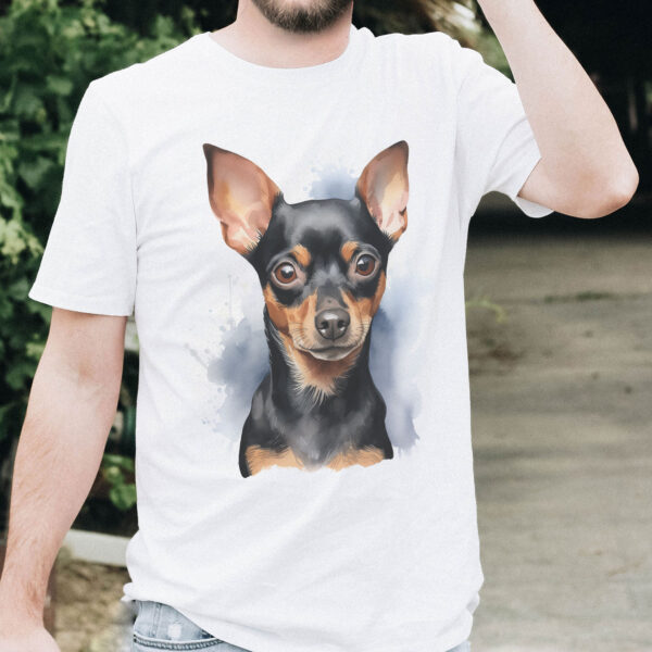 WB0740 Miniature Pinscher 21 Тениска с пинчер, акварелен портрет с изправени уши, бял органичен памук