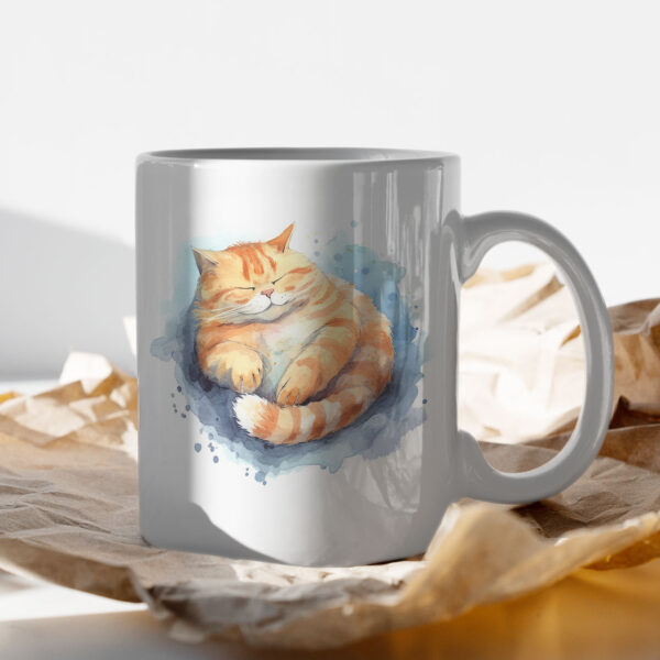 cat WB0528 13 Чаша с рижава котка, свита на кълбо