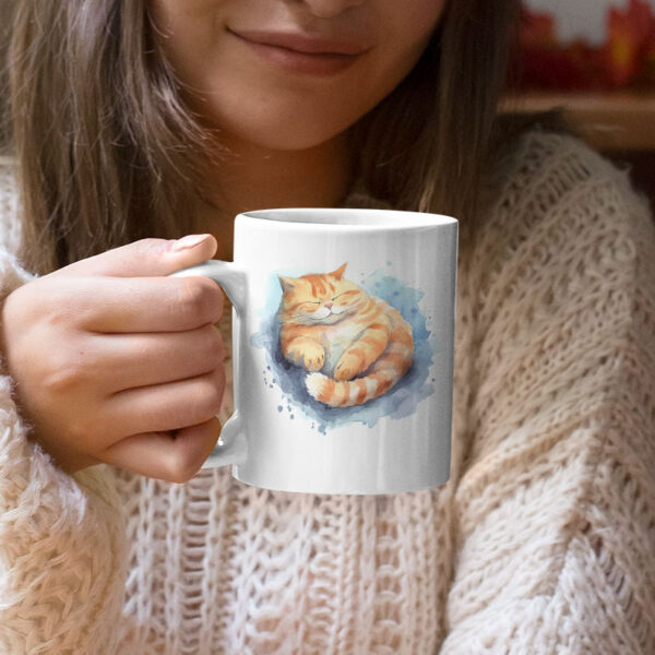 cat WB0528 15 Чаша с рижава котка, свита на кълбо, керамична чаша 330 мл