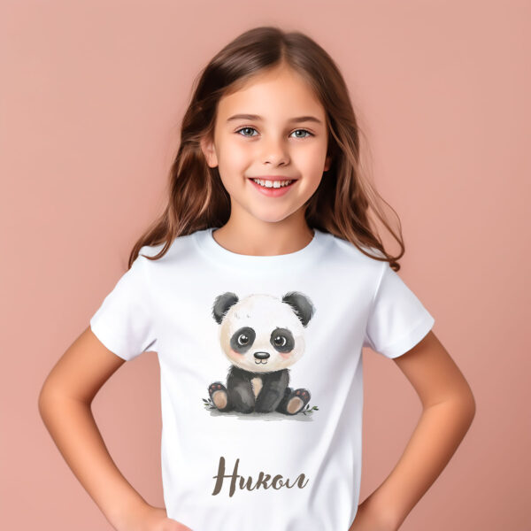 Panda WB0952 15 Детска тениска с панда, седнала, бял органичен памук