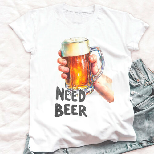 Тениска с вдигната халба бира и надпис Need Beer, бял органичен памук
