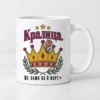 Дамска тениска със златиста корона, лале и надпис Кралица. Не само на 8 март. – и като чаша Дамска тениска със златиста корона, лале и надпис Кралица. Не само на 8 март. – и като чаша