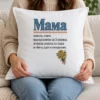 Бяла възглавница с речникова статия за мама и букет маргаритки Бяла възглавница с речникова статия за мама и букет маргаритки